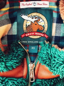 Online Kiel James Patrick The Maine Moose Fleece